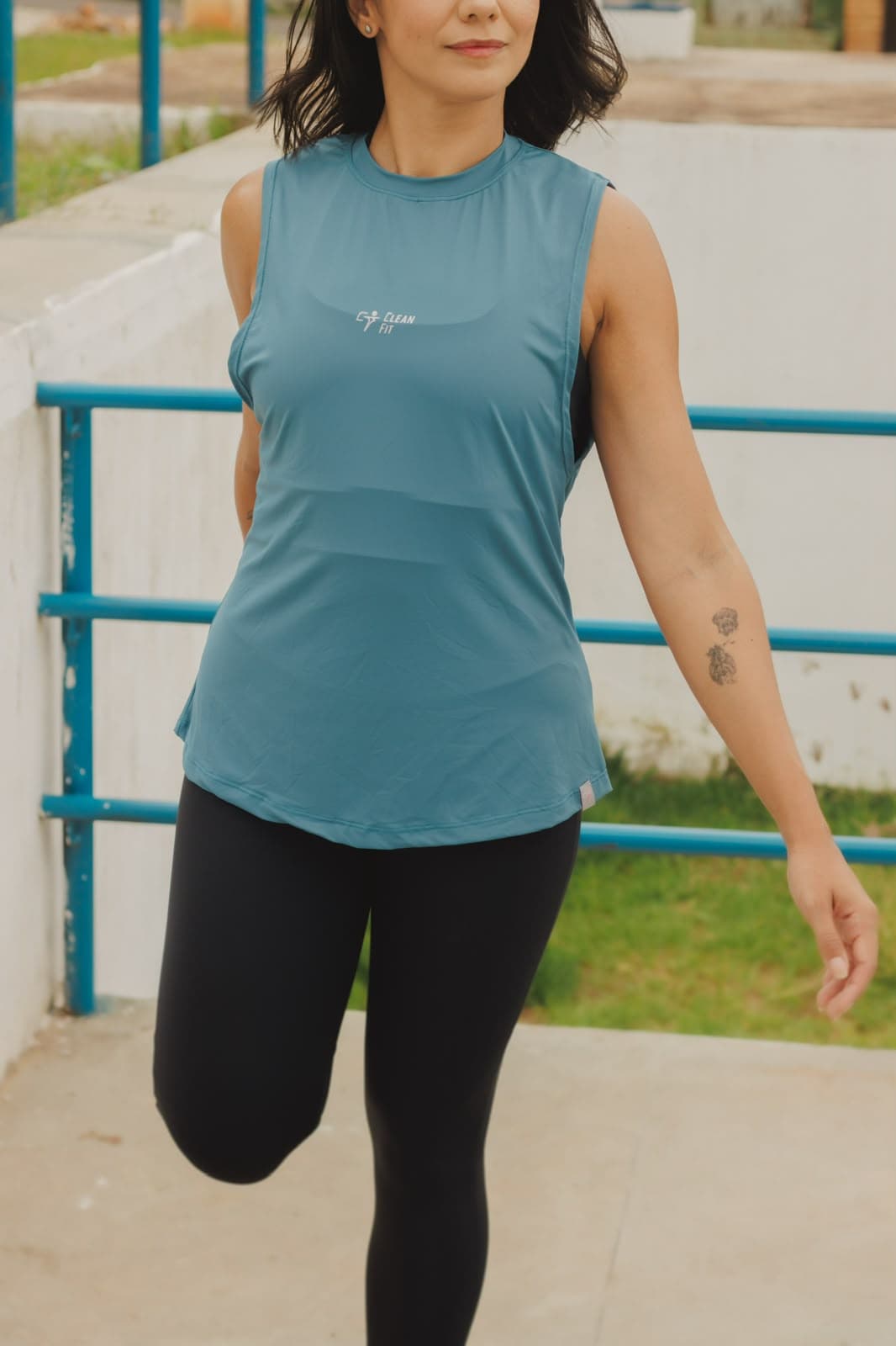 Regata básica feminina